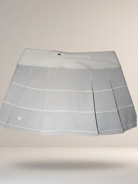 LuluLemon Pace Rival Skirt size 6
